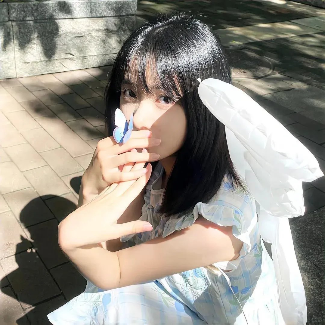 一个人不寂寞免费在线观看封面